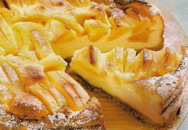 Пирог с яблоками фото
