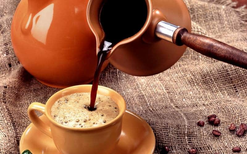 ароматный кофе в турке