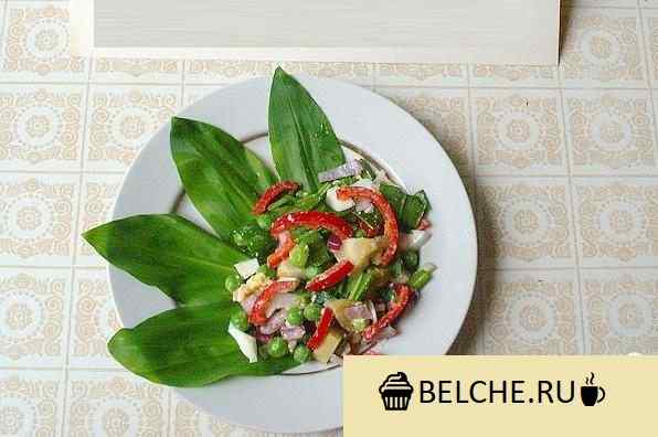 Весенний салат с черемшой и маринованными кабачками - пошаговый рецепт с фото